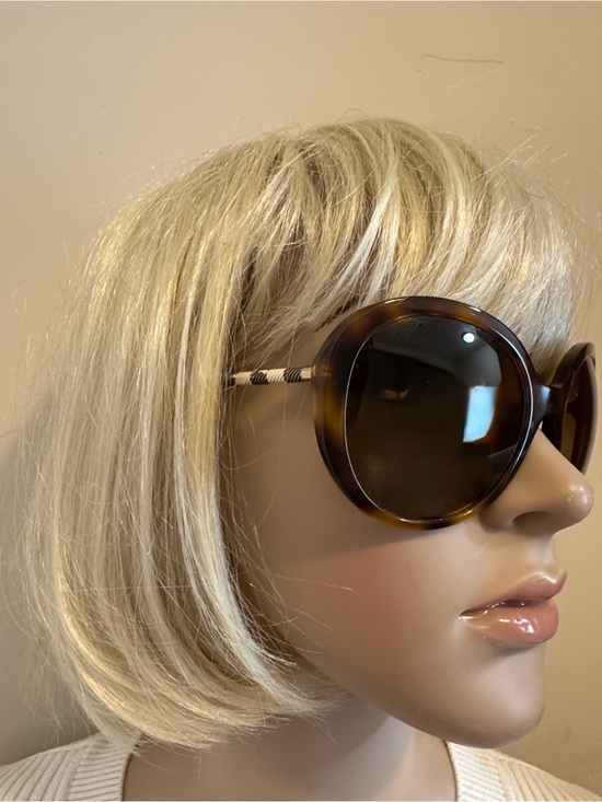Burberry Tortoiseshell Polarized Sunglasses with Brown Lenses main image 15